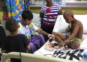 Dato’ Kamisah Helps Family of a Child Patient